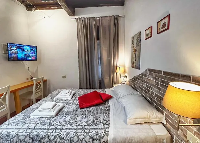 Vicolo Del Bologna Apartment